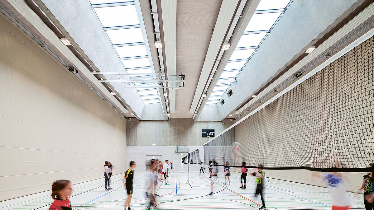 Okasolar 3D sorgt für eine optimale Lichtverteilung im gesamten Gebäude.