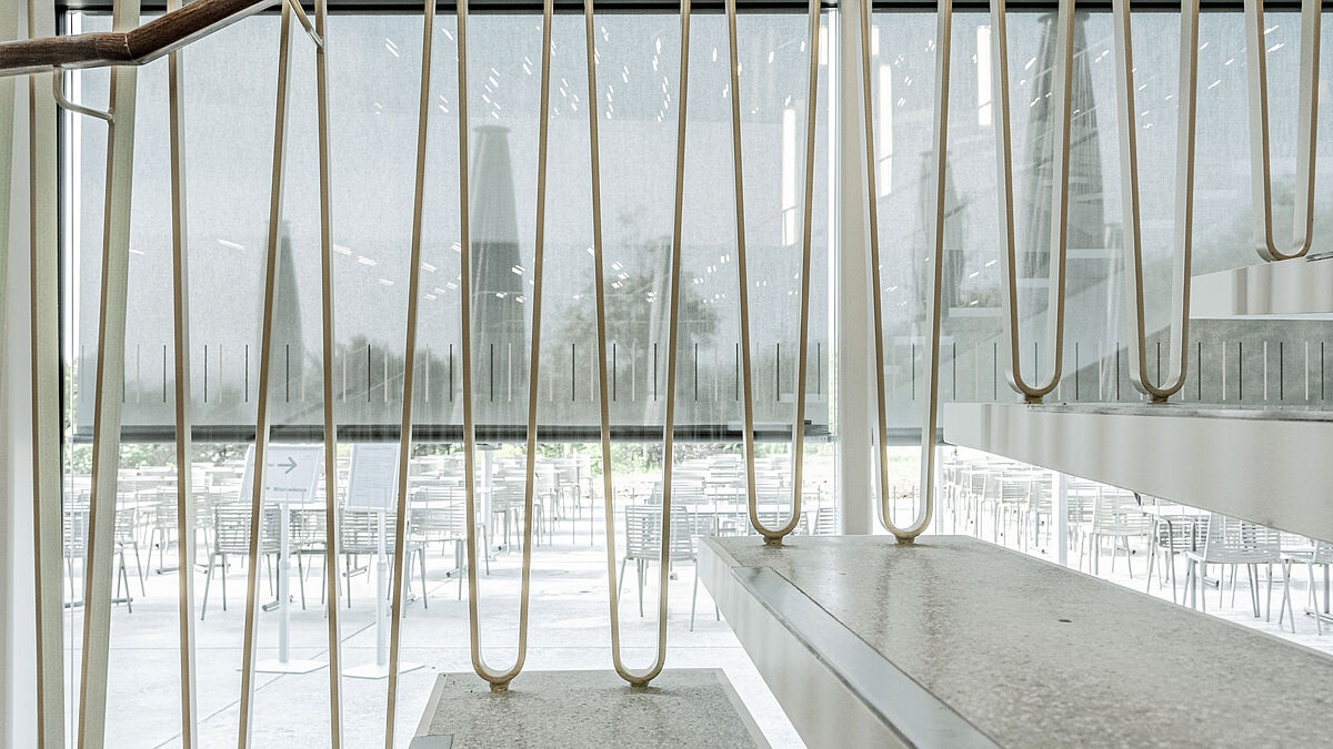 Filigrane, aber stabile Befestigung der Geländer.