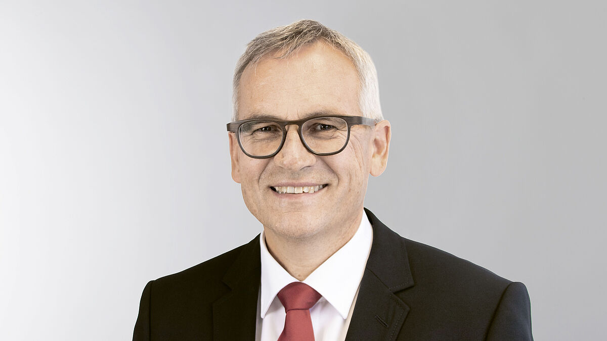 Ansprechpartner edupool.ch:Daniel H. FriederichGeschäftsführeredupool.ch6300 ZugTel 041 726 55 66info@edupool.ch www.edupool.ch/te